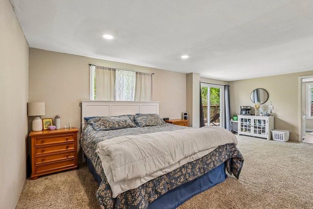 5530 Beaver Dam ROAD, West Bend, WI 53090