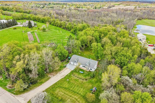 5530 Beaver Dam ROAD, West Bend, WI 53090