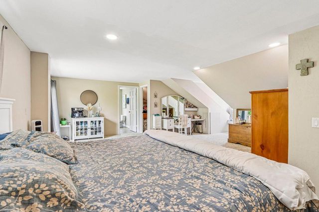 5530 Beaver Dam ROAD, West Bend, WI 53090