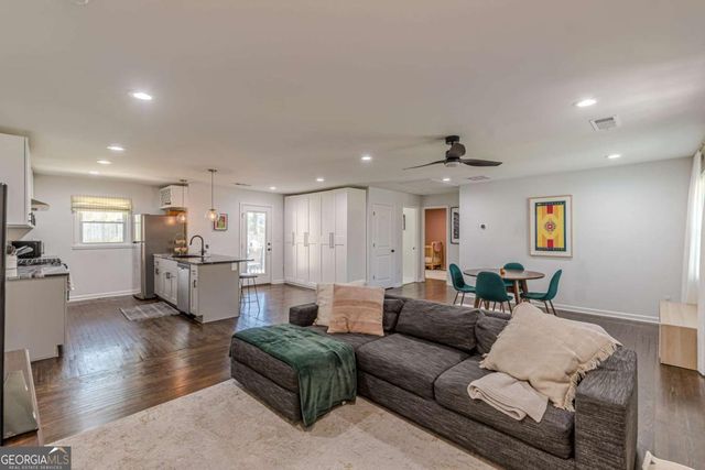 1692 Derrill Drive, Decatur, GA 30032