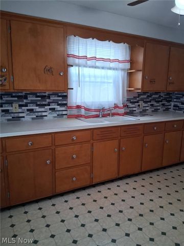 3058 Dayton Avenue, Lorain, OH 44055