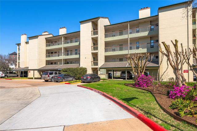 18809 Egret Bay Boulevard 313, Webster, TX 77058