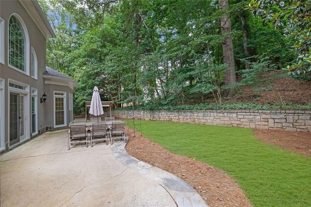 750 Combee Way, Roswell, GA 30076