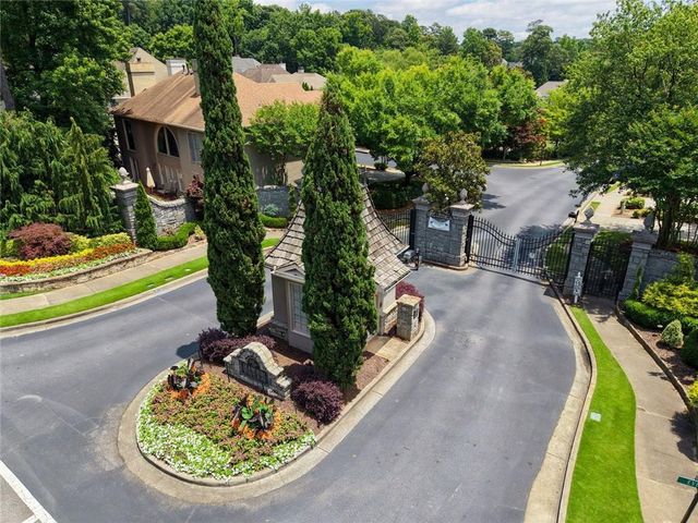750 Combee Way, Roswell, GA 30076