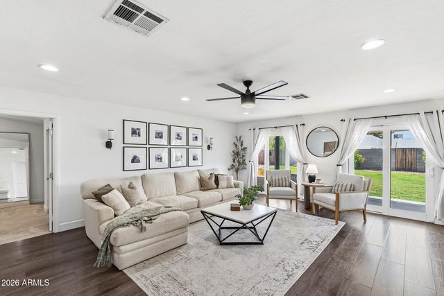 1701 W FAIRMOUNT Avenue, Phoenix, AZ 85015