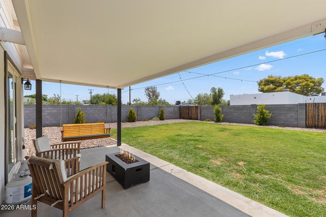 1701 W FAIRMOUNT Avenue, Phoenix, AZ 85015