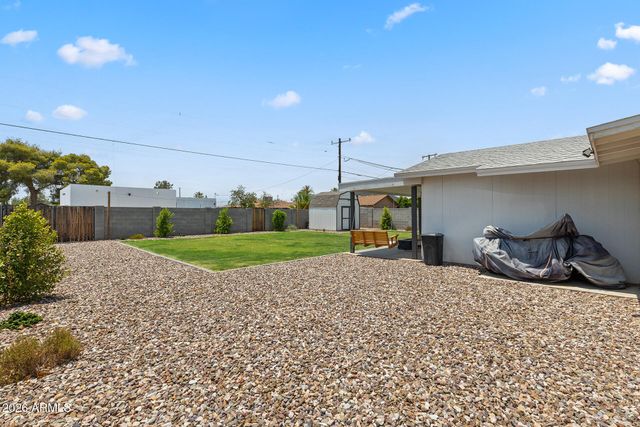 1701 W FAIRMOUNT Avenue, Phoenix, AZ 85015