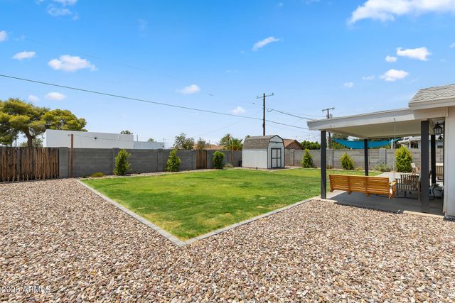 1701 W FAIRMOUNT Avenue, Phoenix, AZ 85015