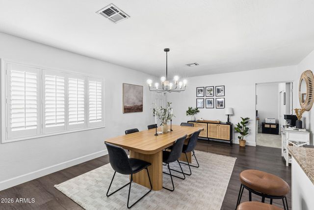 1701 W FAIRMOUNT Avenue, Phoenix, AZ 85015
