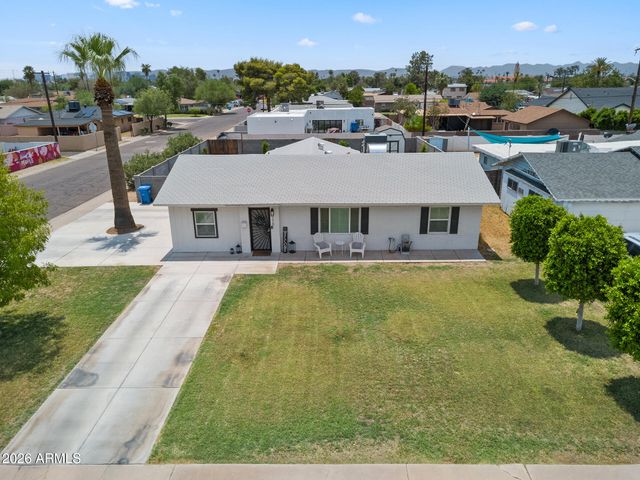 1701 W FAIRMOUNT Avenue, Phoenix, AZ 85015