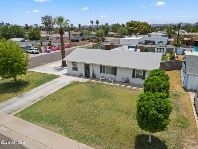 1701 W FAIRMOUNT Avenue, Phoenix, AZ 85015