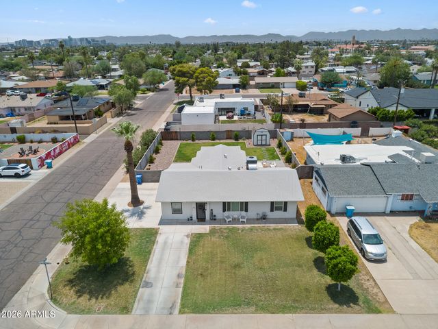 1701 W FAIRMOUNT Avenue, Phoenix, AZ 85015