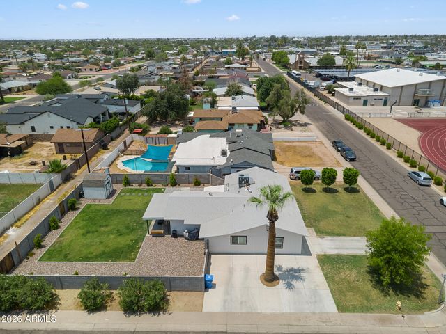 1701 W FAIRMOUNT Avenue, Phoenix, AZ 85015