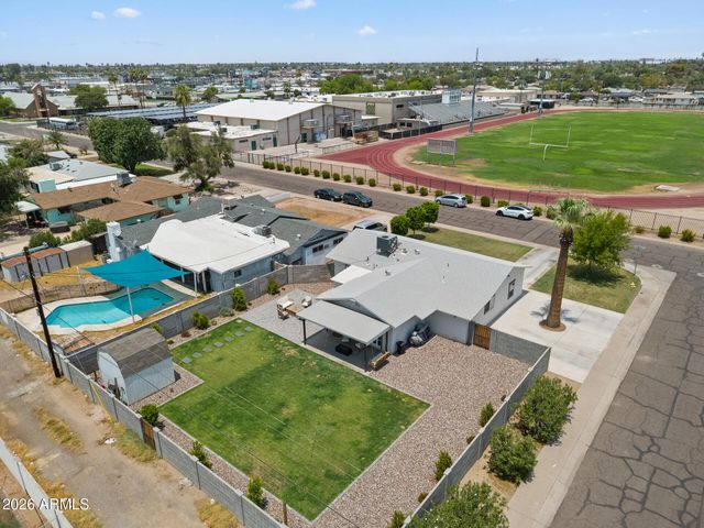 1701 W FAIRMOUNT Avenue, Phoenix, AZ 85015