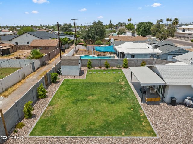 1701 W FAIRMOUNT Avenue, Phoenix, AZ 85015