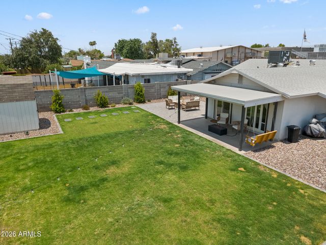 1701 W FAIRMOUNT Avenue, Phoenix, AZ 85015