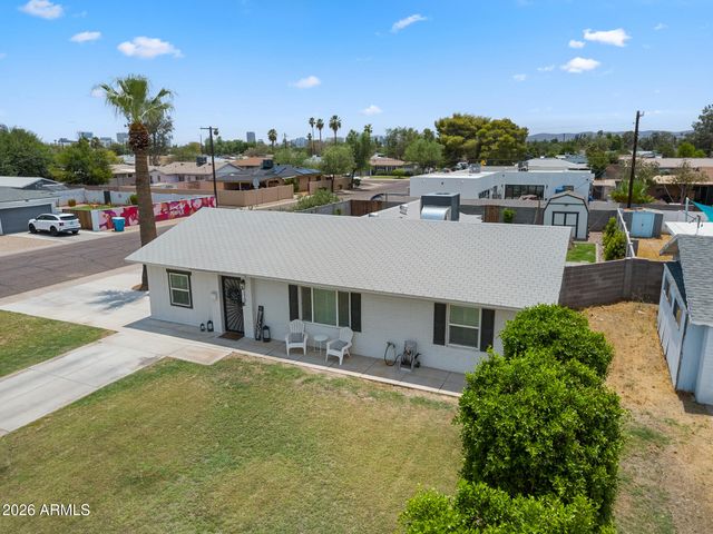1701 W FAIRMOUNT Avenue, Phoenix, AZ 85015