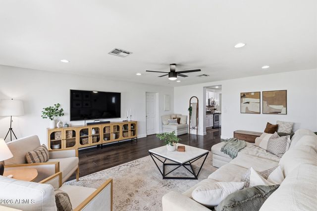 1701 W FAIRMOUNT Avenue, Phoenix, AZ 85015