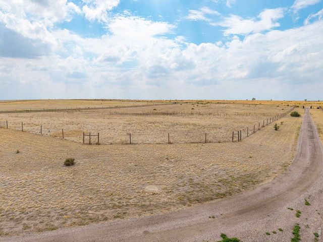 15350 Cavanaugh Rd, Keenesburg, CO 80643