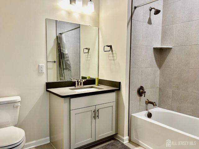 1 Culvert Drive 203, West Windsor, NJ 08550