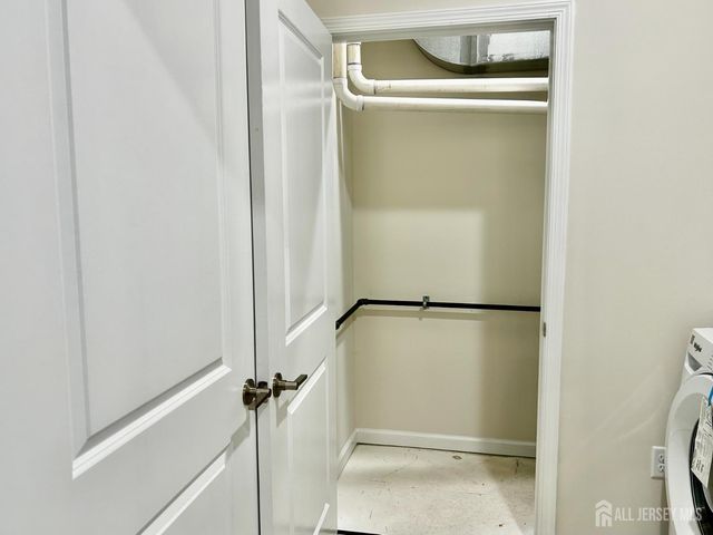 1 Culvert Drive 203, West Windsor, NJ 08550