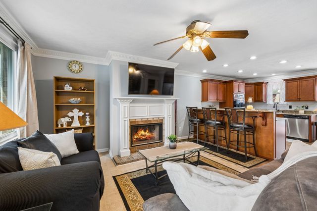 111 River Bend Rd, Hendersonville, TN 37075