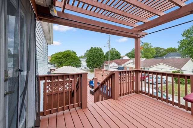 111 River Bend Rd, Hendersonville, TN 37075