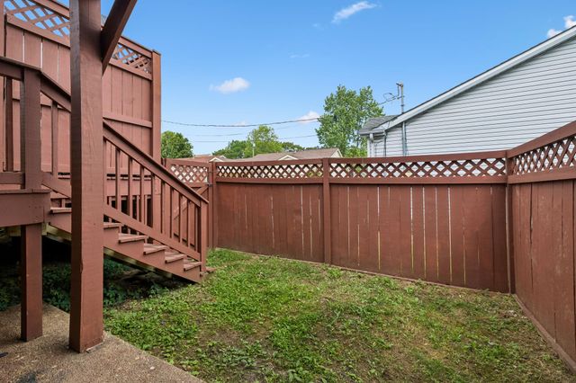 111 River Bend Rd, Hendersonville, TN 37075