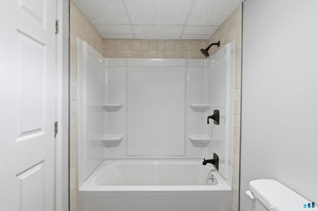 55 Old Farm Drive, Newington, CT 06111