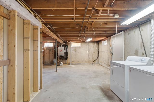 55 Old Farm Drive, Newington, CT 06111