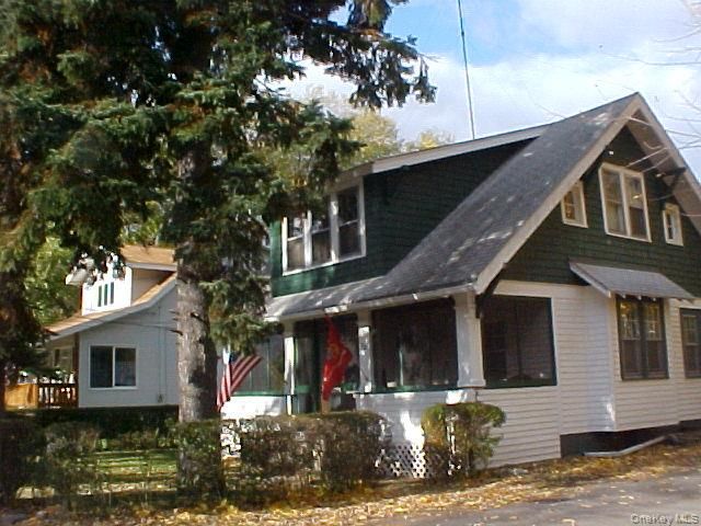 72 Waterstone Road, Greenwood Lake, NY 10925