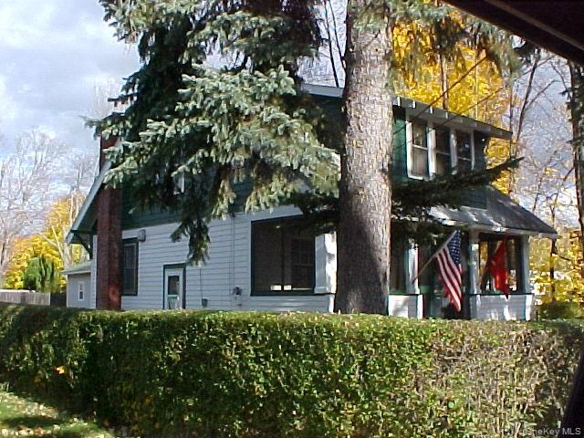 72 Waterstone Road, Greenwood Lake, NY 10925