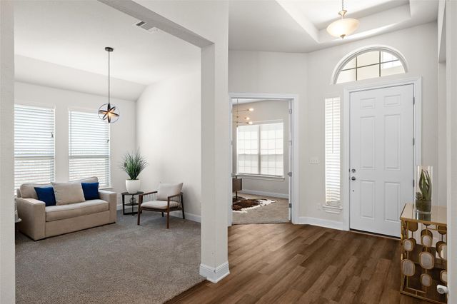 124 Adina DR, Dripping Springs, TX 78620