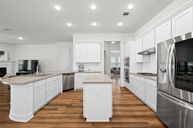 124 Adina DR, Dripping Springs, TX 78620