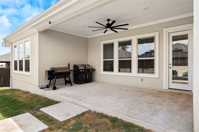 124 Adina DR, Dripping Springs, TX 78620