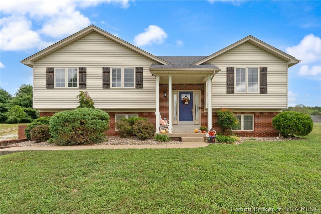 1208 Woodland Trace, Memphis, IN 47143
