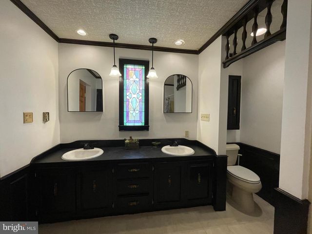 71 W SECOND MOUNTAIN RD, Pottsville, PA 17901