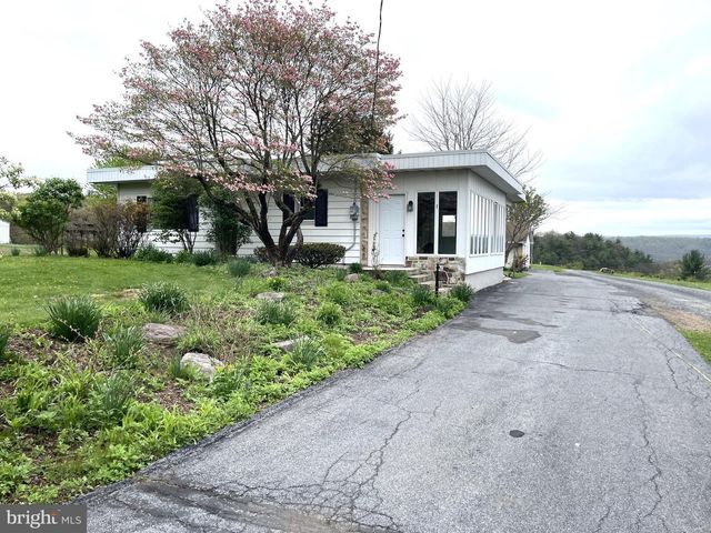 71 W SECOND MOUNTAIN RD, Pottsville, PA 17901