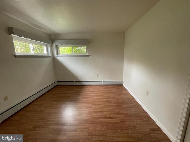 71 W SECOND MOUNTAIN RD, Pottsville, PA 17901