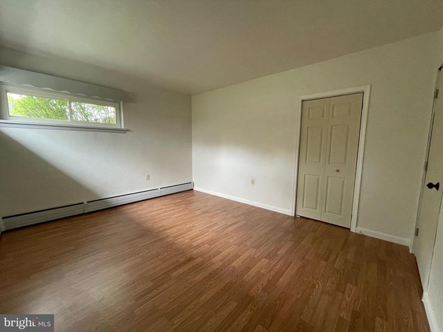 71 W SECOND MOUNTAIN RD, Pottsville, PA 17901