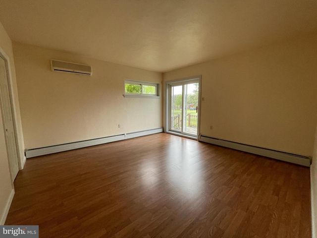 71 W SECOND MOUNTAIN RD, Pottsville, PA 17901