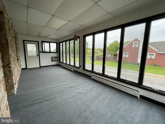 71 W SECOND MOUNTAIN RD, Pottsville, PA 17901