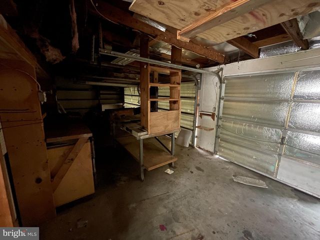 71 W SECOND MOUNTAIN RD, Pottsville, PA 17901