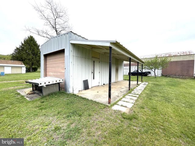 71 W SECOND MOUNTAIN RD, Pottsville, PA 17901