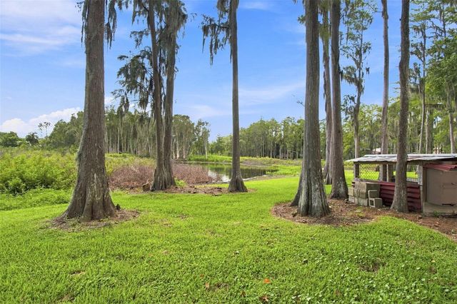 210 LAKE HOBBS ROAD, Lutz, FL 33548