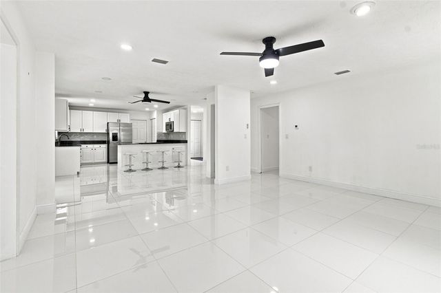 210 LAKE HOBBS ROAD, Lutz, FL 33548