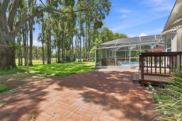 210 LAKE HOBBS ROAD, Lutz, FL 33548
