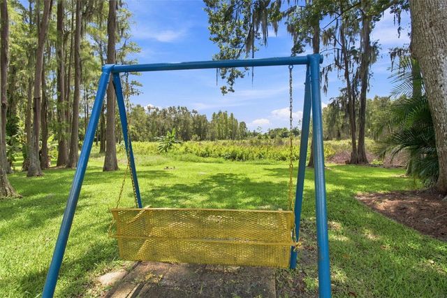 210 LAKE HOBBS ROAD, Lutz, FL 33548