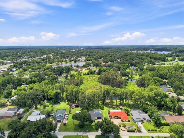 210 LAKE HOBBS ROAD, Lutz, FL 33548