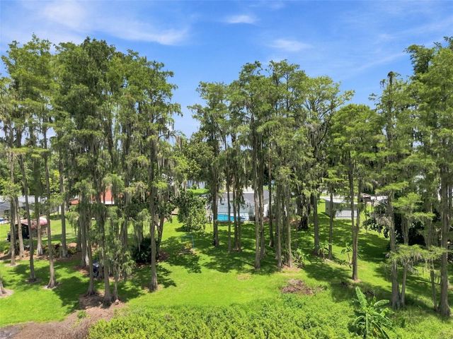 210 LAKE HOBBS ROAD, Lutz, FL 33548
